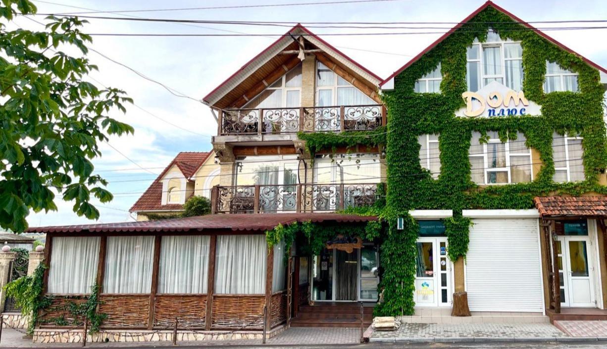 Racu Hotel Comrat Exterior foto